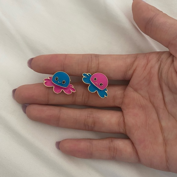 Neon Blue/Pink Reversible Mood Octopus Earrings - Picture 2 of 4